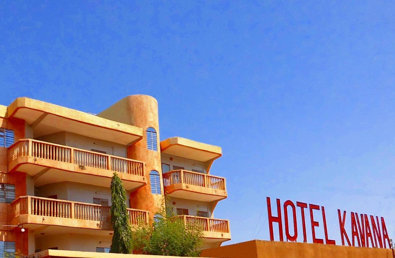 Hotel Kavana 와가두구 외부 사진