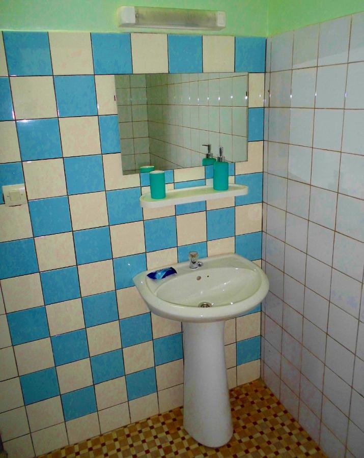 Hotel Kavana 와가두구 객실 사진